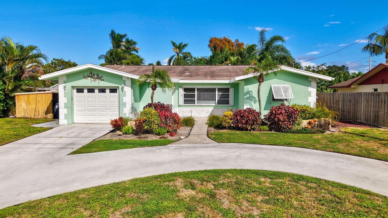 6880 KINGSTON Drive, Lake Worth FL 33462 - Lake Worth, FL - Photo 1