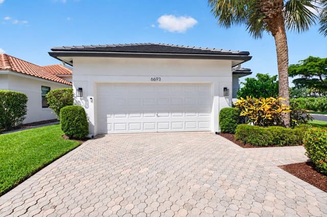 6693 NW 25th Terrace, Boca Raton FL 33496 - Boca Raton, FL - Photo 2