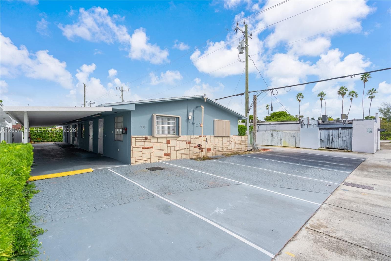 25 W 26th St, Hialeah FL 33010 - Hialeah, FL - Photo 1