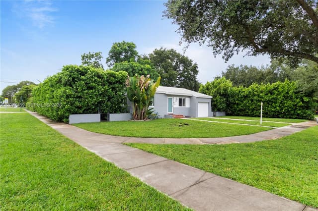 202 NW 92nd St, Miami Shores FL 33150 - Miami Shores, FL - Photo 3
