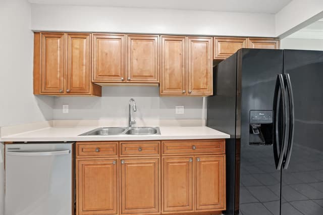 831 NW 43RD Avenue, Coconut Creek FL 33066 - Coconut Creek, FL - Photo 6