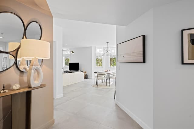 11750 SAINT ANDREWS Place # 208, Wellington FL 33414 - Wellington, FL - Photo 3
