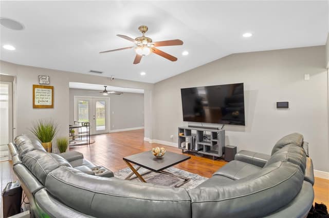 238 Bilbao Street, Royal Palm Beach FL 33411 - Royal Palm Beach, FL - Photo 5