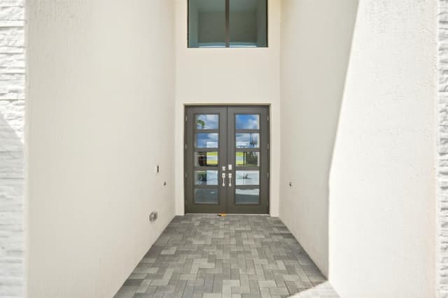 7605 Bridle Trail Way, Lake Worth FL 33449 - Lake Worth, FL - Photo 4