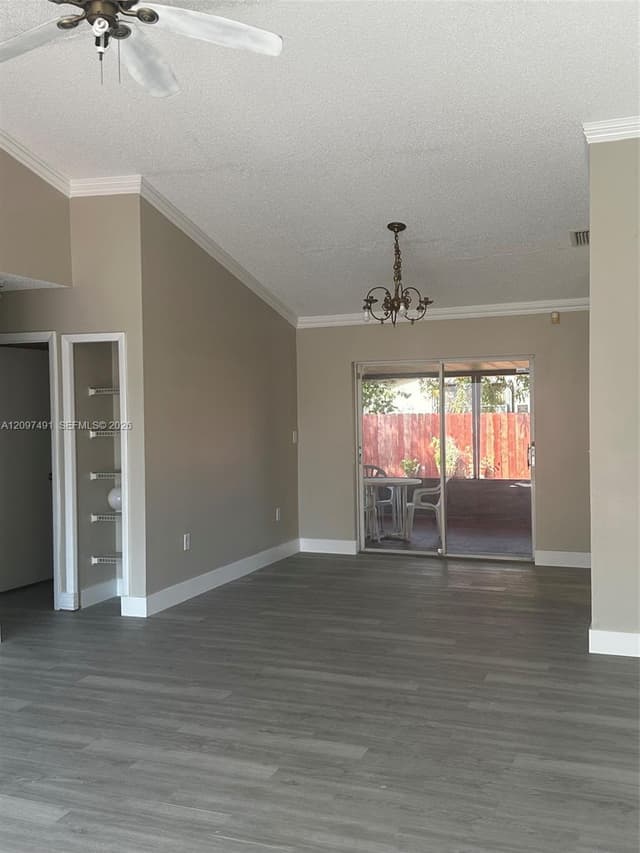 20200 NW 32nd Ave, Miami Gardens FL 33056 - Miami Gardens, FL - Photo 3