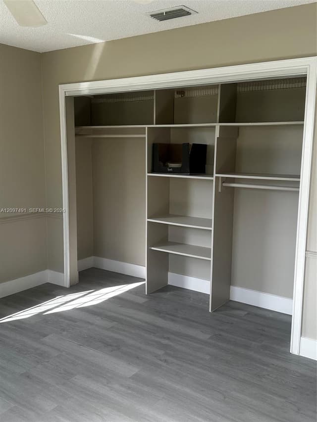 20200 NW 32nd Ave, Miami Gardens FL 33056 - Miami Gardens, FL - Photo 5