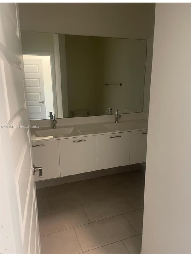 6455 NW 103rd Pl # 106, Doral FL 33178 - Doral, FL - Photo 2