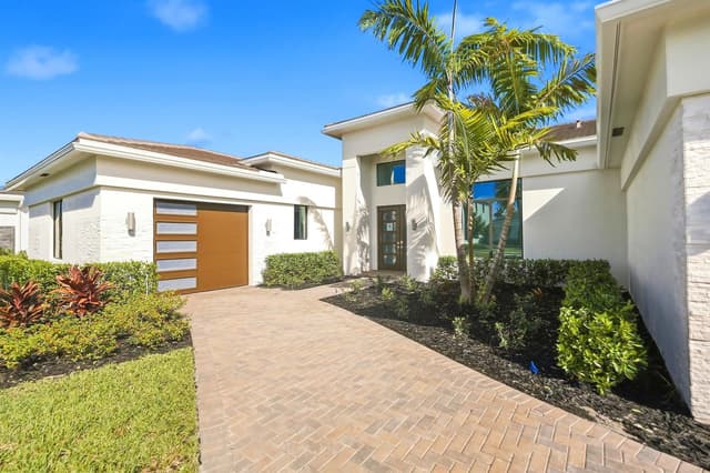10253 CANTER CREEK Court, Lake Worth FL 33449 - Lake Worth, FL - Photo 3