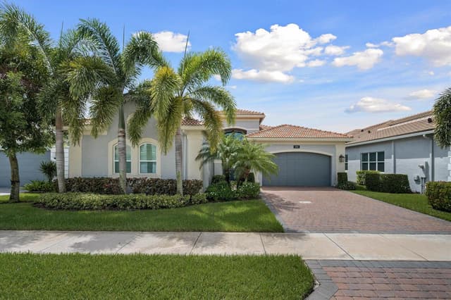 8200 MAJESTIC MOUNTAIN Drive, Boynton Beach FL 33473 - Boynton Beach, FL - Photo 2