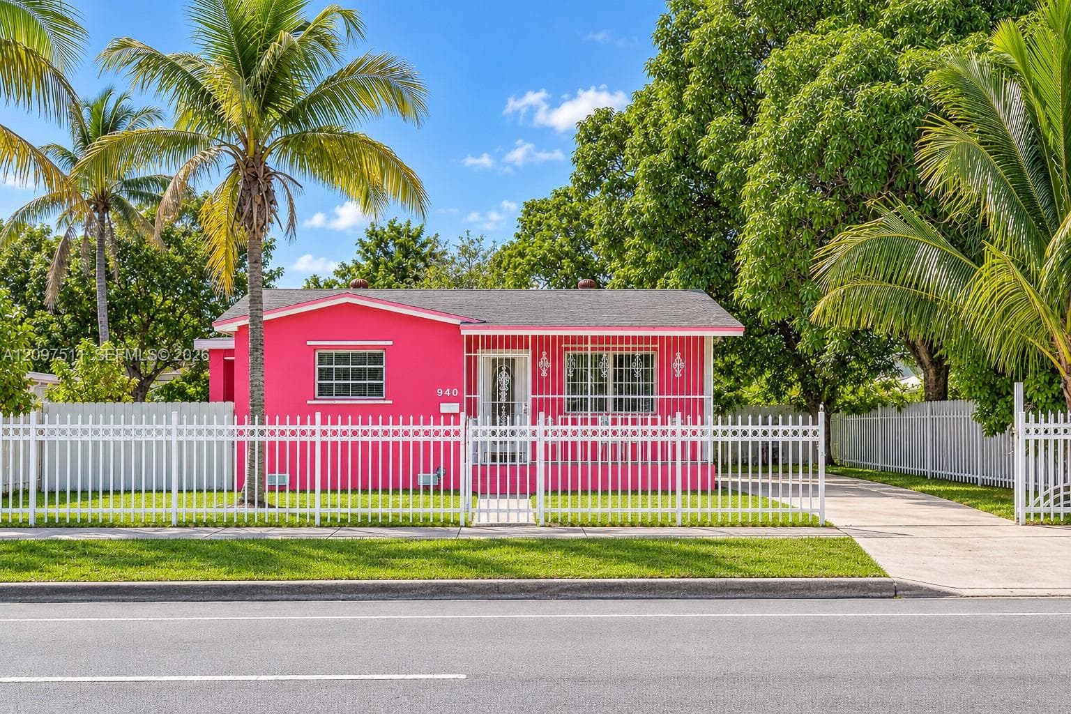 940 NW 135th St, North Miami FL 33168 - North Miami, FL - Photo 1