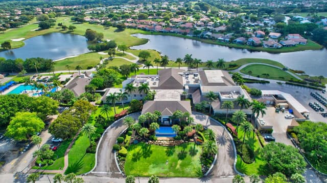 11611 BRIARWOOD Circle # 3, Boynton Beach FL 33437 - Boynton Beach, FL - Photo 2