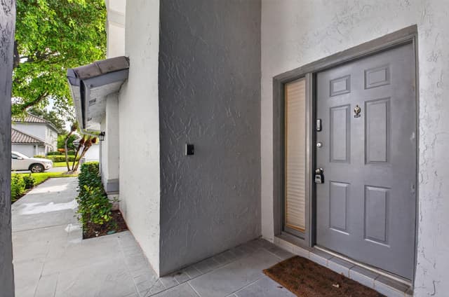 11611 BRIARWOOD Circle # 3, Boynton Beach FL 33437 - Boynton Beach, FL - Photo 5