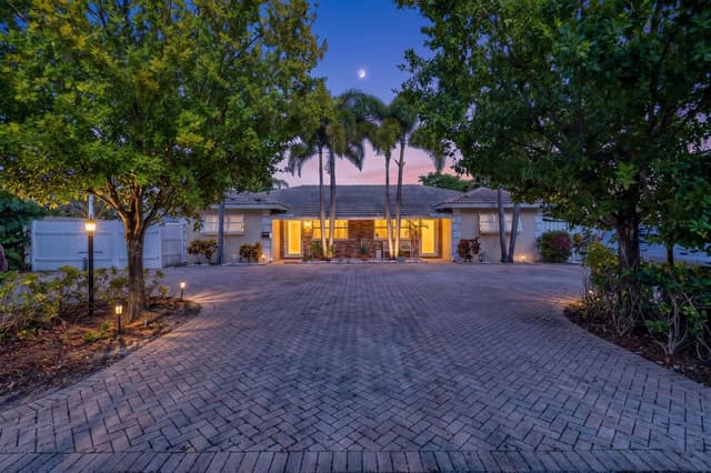 5120 NE 22nd Avenue, Lighthouse Point FL 33064 - Lighthouse Point, FL - Photo 2