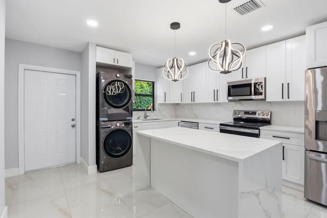 2975 NE 2nd Avenue, Boca Raton FL 33431 - Boca Raton, FL - Photo 5