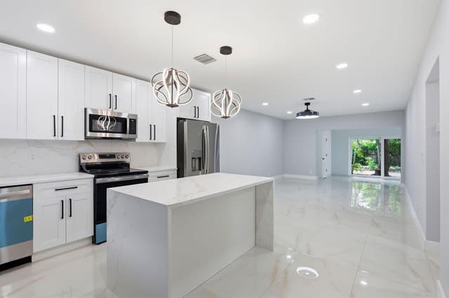 2975 NE 2nd Avenue, Boca Raton FL 33431 - Boca Raton, FL - Photo 4