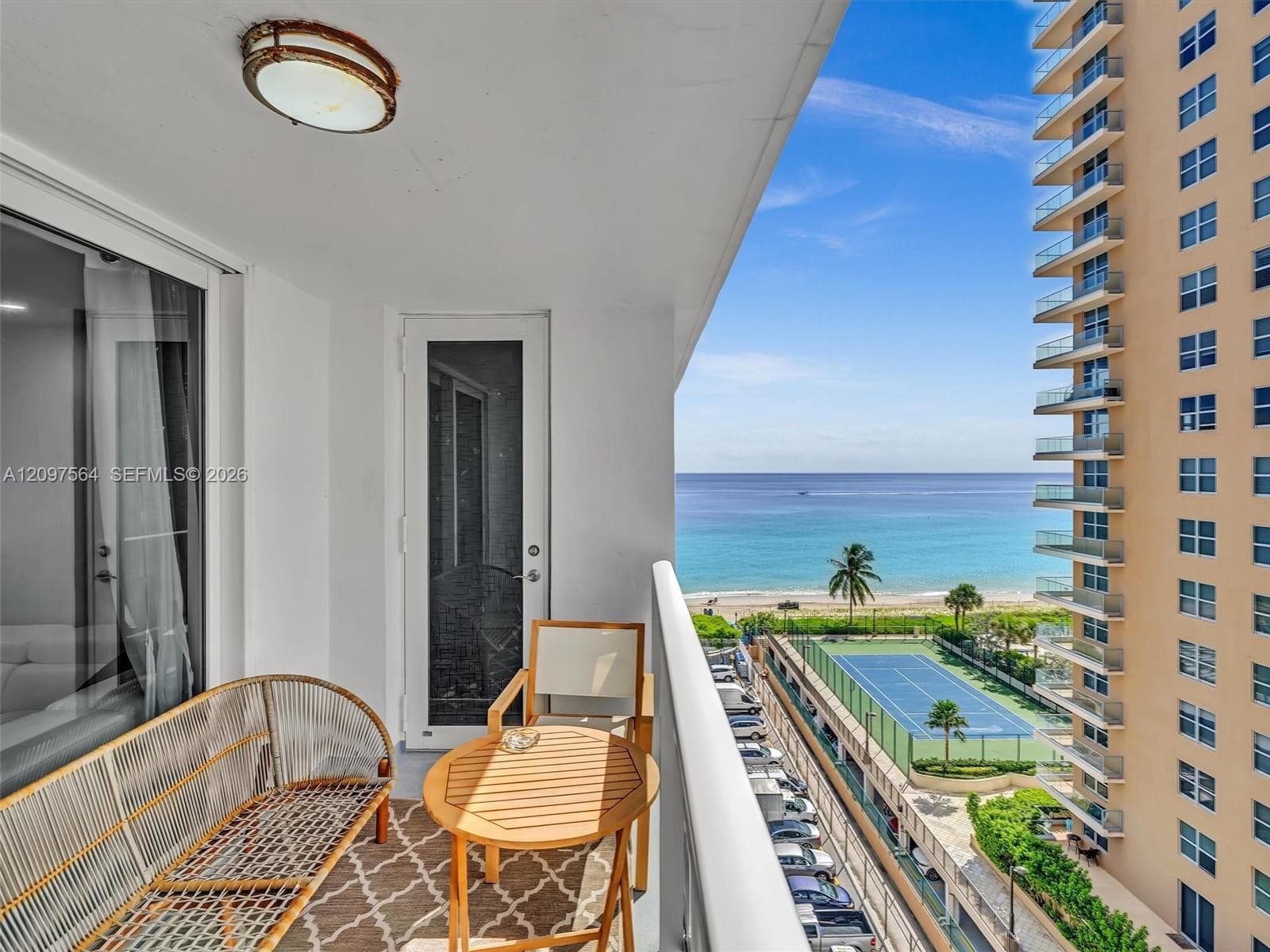 1904 S Ocean Dr # 905, Hallandale Beach FL 33009 - Hallandale Beach, FL - Photo 1