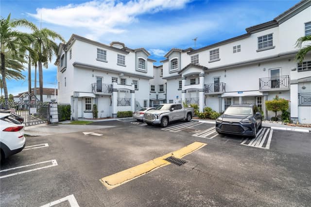 955 NW 82nd Ave # C, Miami FL 33126 - Miami, FL - Photo 2