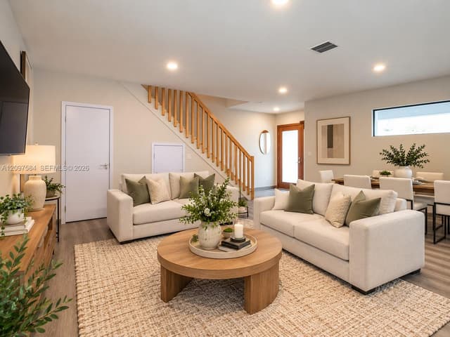 916 NW 8th St # 1, Florida City FL 33034 - Florida City, FL - Photo 2