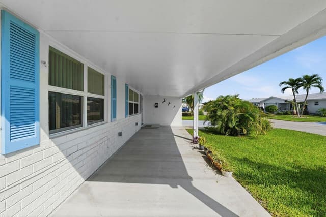 1003 SW 17th Street, Boynton Beach FL 33426 - Boynton Beach, FL - Photo 5