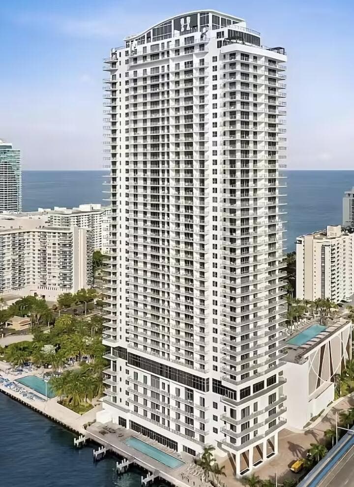 4010 S Ocean Drive # R1007, Hollywood FL 33019 - Hollywood, FL - Photo 1