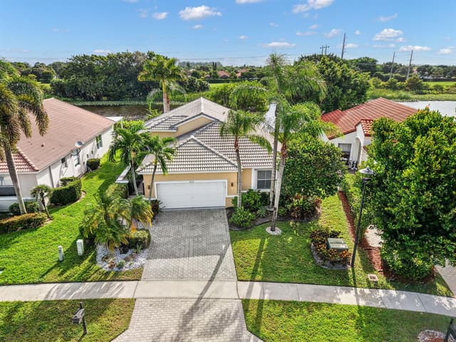 18718 Sea Turtle Lane, Boca Raton FL 33498 - Boca Raton, FL - Photo 3