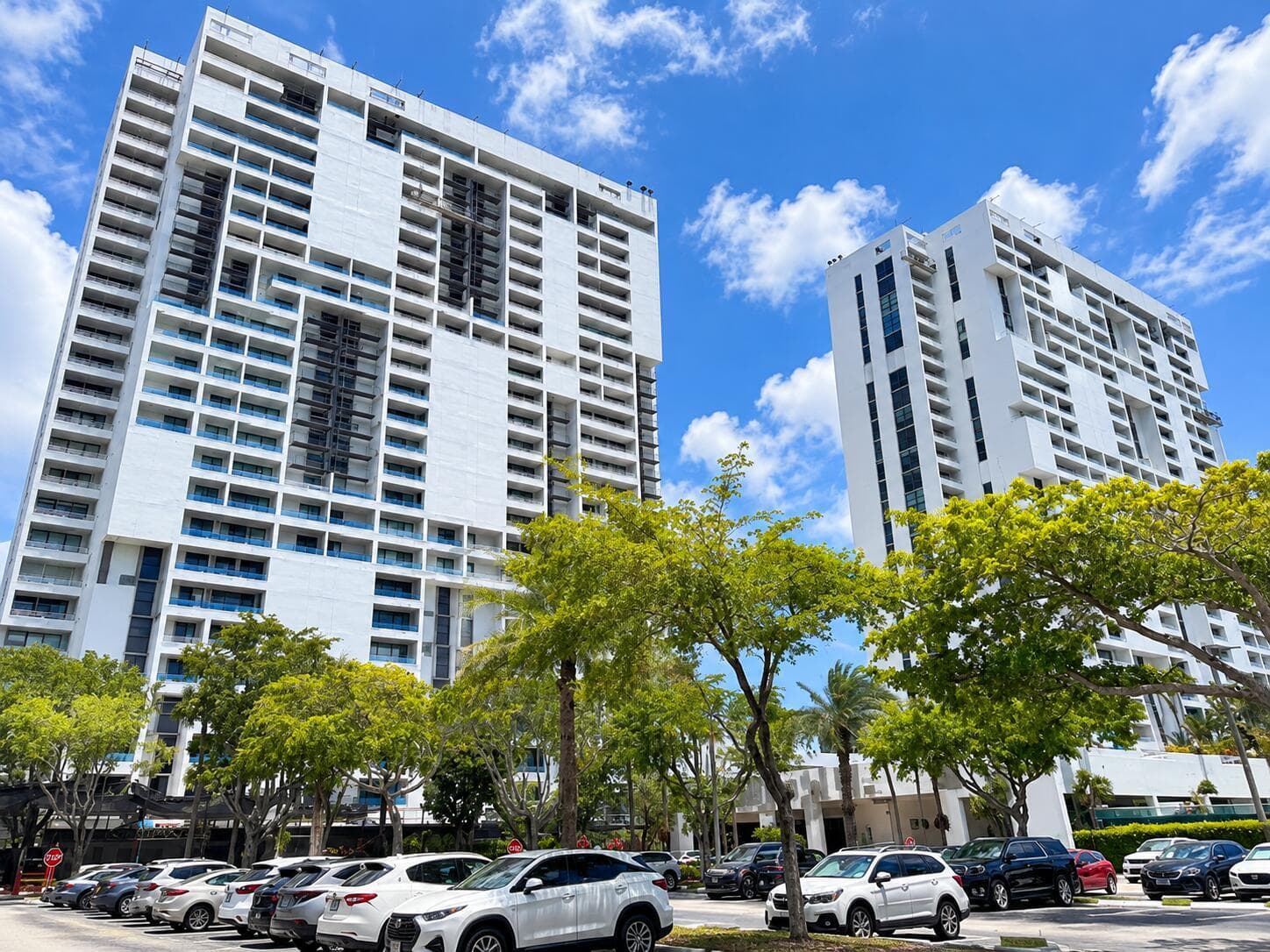 20355 NE 34 Court # 828, Aventura FL 33180 - Aventura, FL - Photo 1
