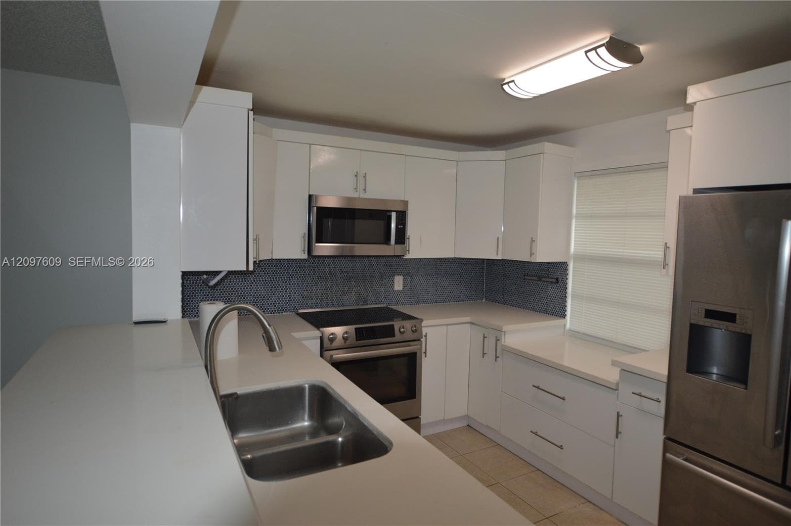 425 SE 11th Ter # 403, Dania Beach FL 33004 - Dania Beach, FL - Photo 1