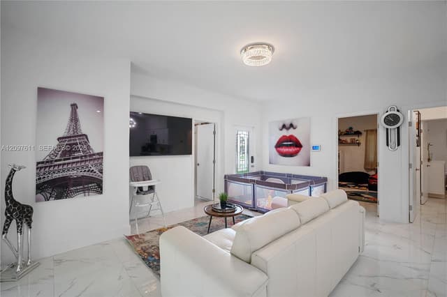 925 NE 4th St, Hallandale Beach FL 33009 - Hallandale Beach, FL - Photo 3