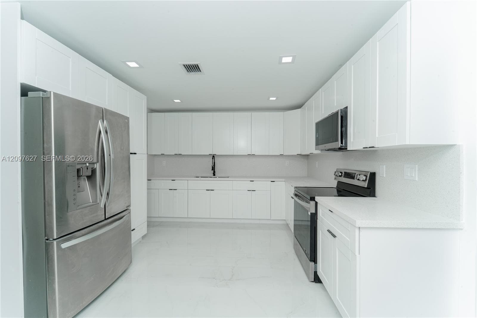 760 NW 6th St, Florida City FL 33034 - Florida City, FL - Photo 1