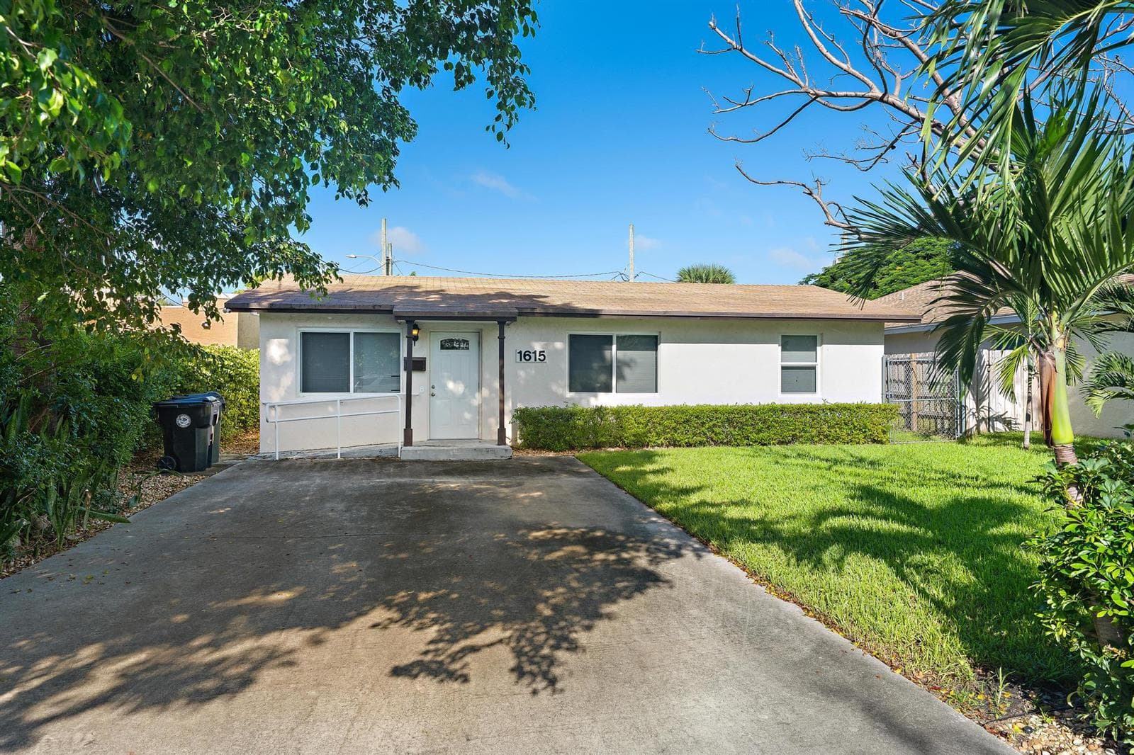 1615 S N Street, Lake Worth FL 33460 - Lake Worth, FL - Photo 1