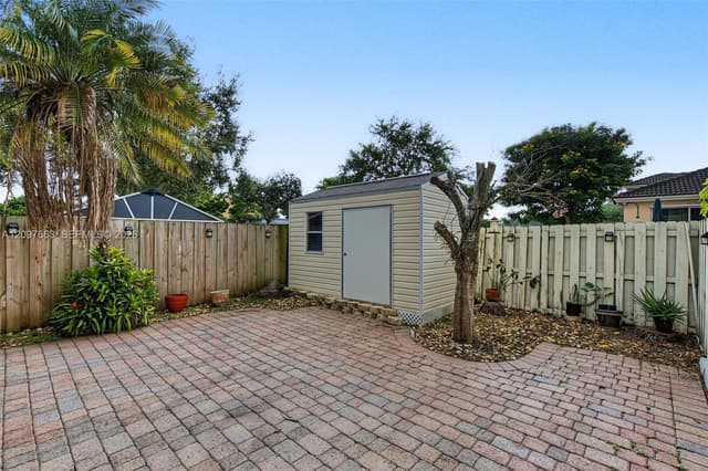 10908 SW 236th Ter, Homestead FL 33032 - Homestead, FL - Photo 6