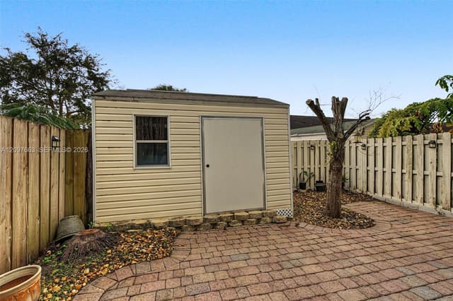 10908 SW 236th Ter, Homestead FL 33032 - Homestead, FL - Photo 4