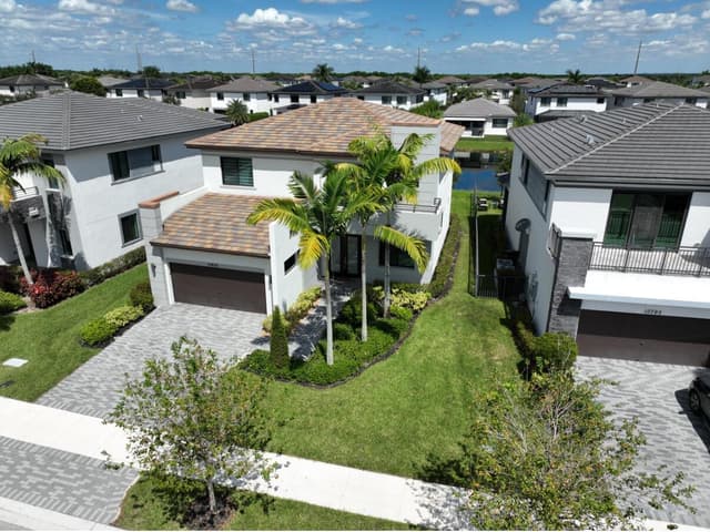 10805 PACIFICA Way, Parkland FL 33076 - Parkland, FL - Photo 4