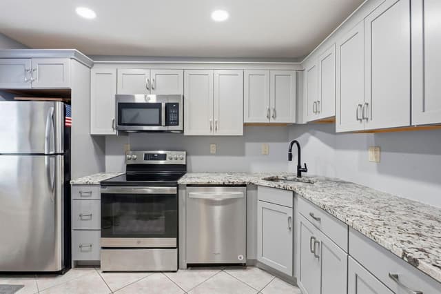 800 E CAMINO REAL # 312, Boca Raton FL 33432 - Boca Raton, FL - Photo 3