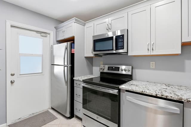 800 E CAMINO REAL # 312, Boca Raton FL 33432 - Boca Raton, FL - Photo 4
