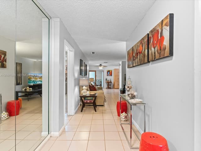 1432 SW 118th Ave, Miami FL 33184 - Miami, FL - Photo 4