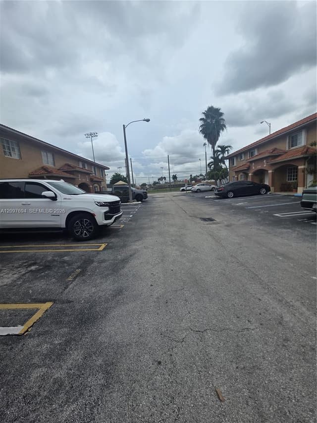 2505 W 76th St # 103, Hialeah FL 33016 - Hialeah, FL - Photo 2