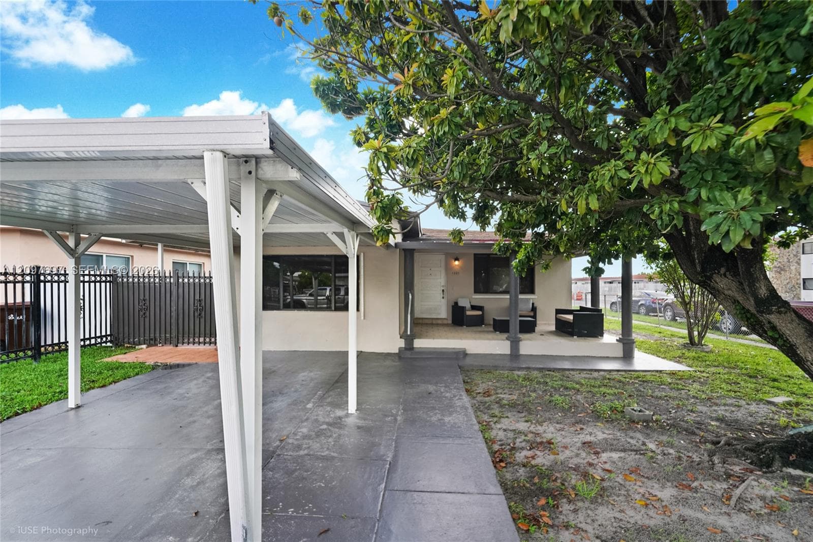 1321 W 2nd Ave, Hialeah FL 33010 - Hialeah, FL - Photo 1