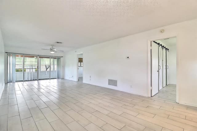 450 BLUEBIRD Lane, Delray Beach FL 33445 - Delray Beach, FL - Photo 5