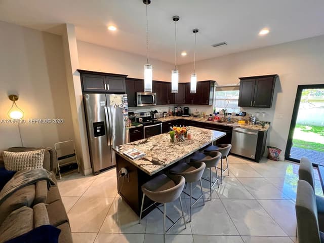 9271 NW 16th St # 9271, Pembroke Pines FL 33024 - Pembroke Pines, FL - Photo 5