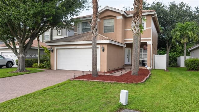 5402 W Queenship Ct, Green Acres FL 33463 - Green Acres, FL - Photo 3
