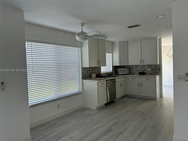 3260 NW 122nd Ave, Sunrise FL 33323 - Sunrise, FL - Photo 7