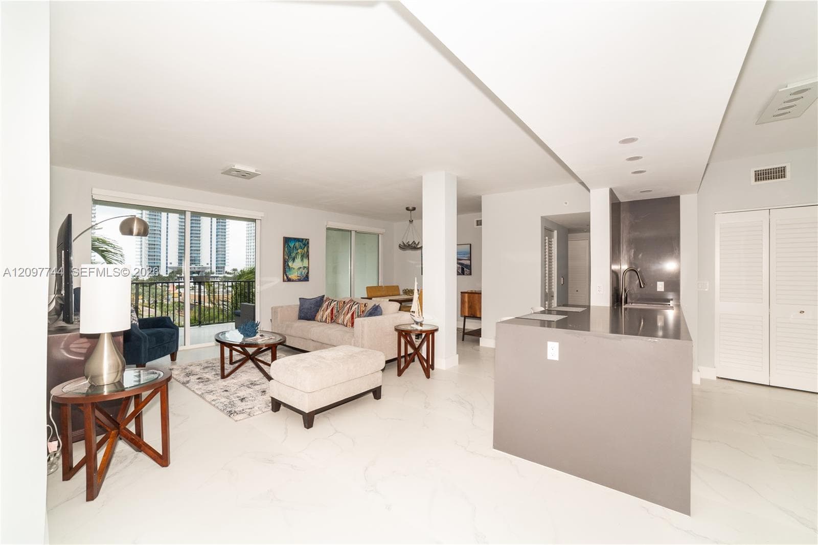 17145 N Bay Rd # 4607, Sunny Isles Beach FL 33160 - Sunny Isles Beach, FL - Photo 1