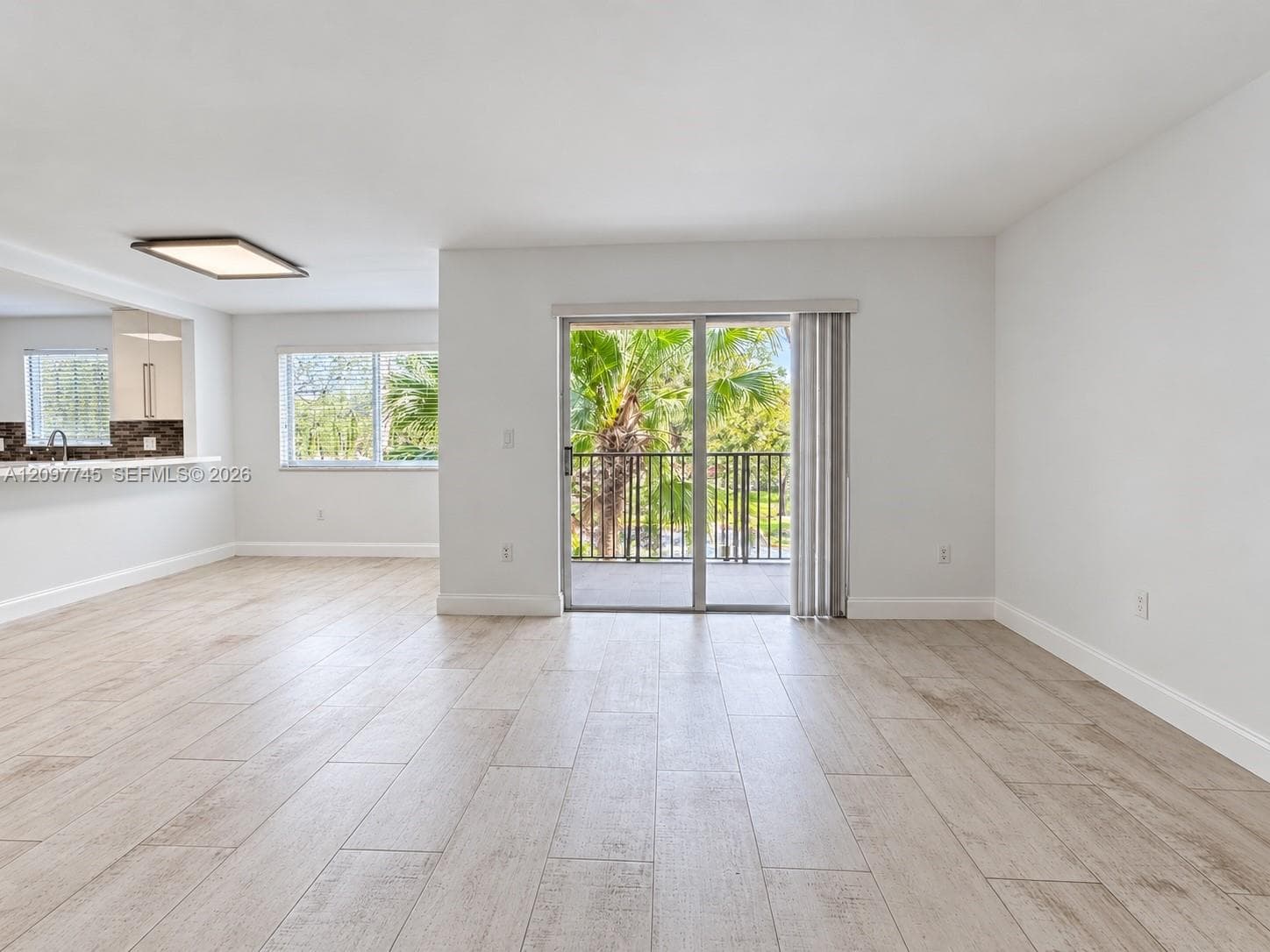 791 N Pine Island Rd # 214, Plantation FL 33324 - Plantation, FL - Photo 1