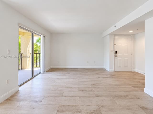 791 N Pine Island Rd # 214, Plantation FL 33324 - Plantation, FL - Photo 4