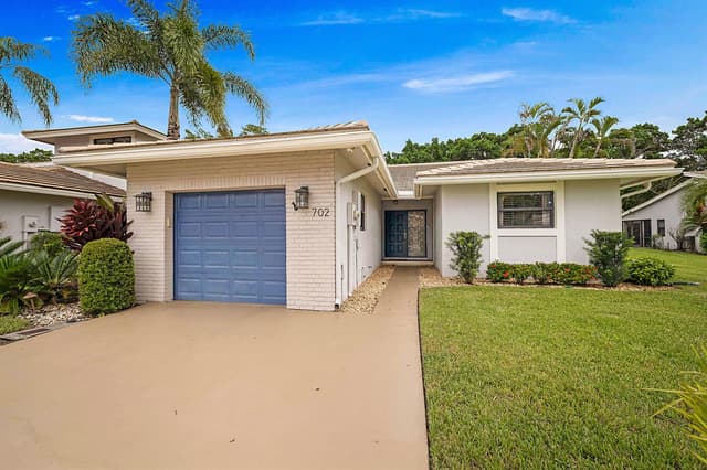 702 DEER CREEK NORTH SHORE Drive, Deerfield Beach FL 33442 - Deerfield Beach, FL - Photo 2