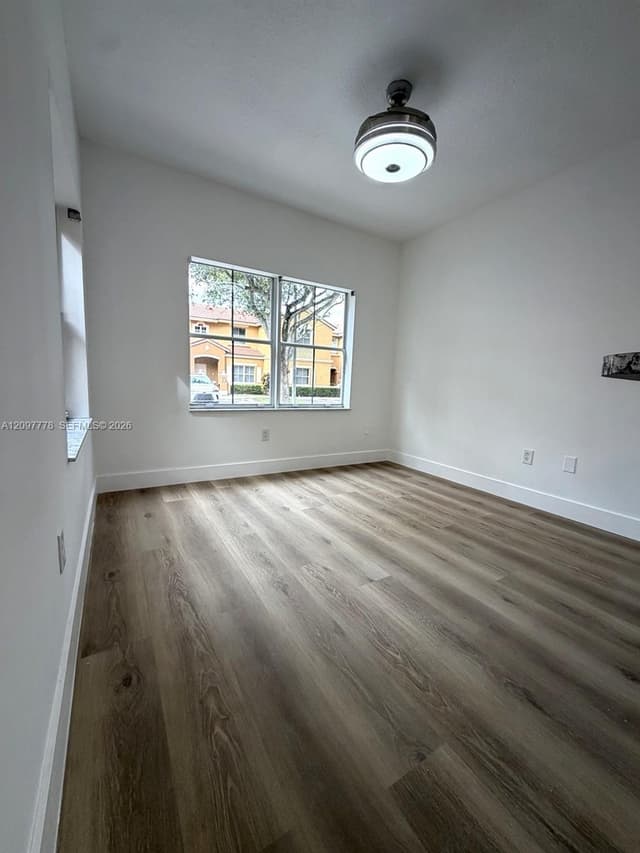 8520 NW 139th Ter # 1607, Miami Lakes FL 33016 - Miami Lakes, FL - Photo 6
