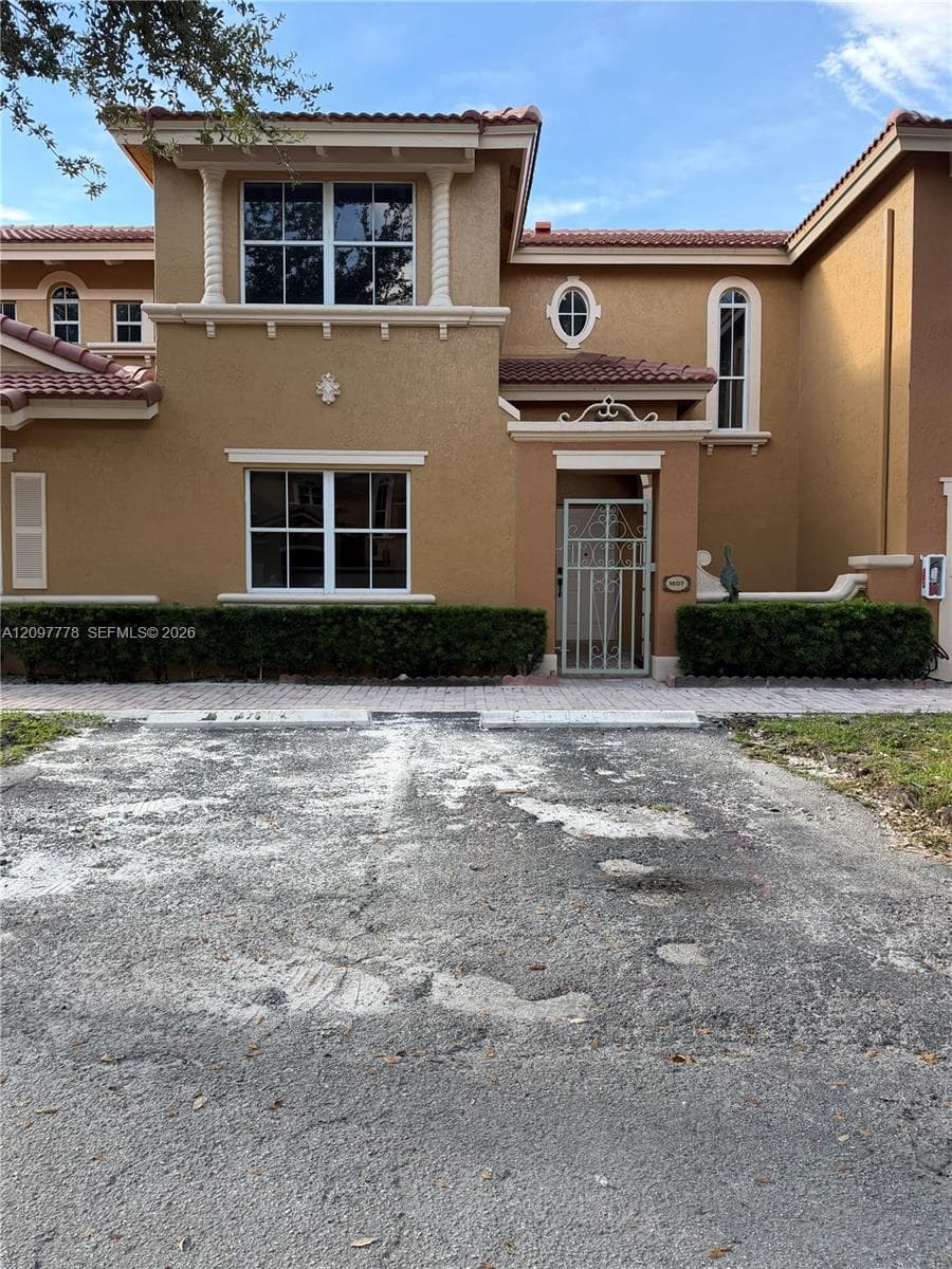 8520 NW 139th Ter # 1607, Miami Lakes FL 33016