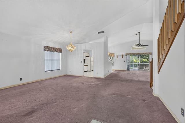 117 HAMMOCKS Court, FL 33413 - Photo 4