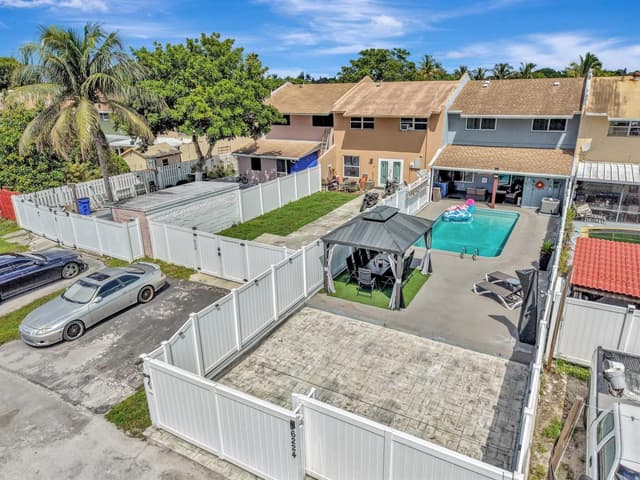 6224 SW 7TH Street, Margate FL 33068 - Margate, FL - Photo 3